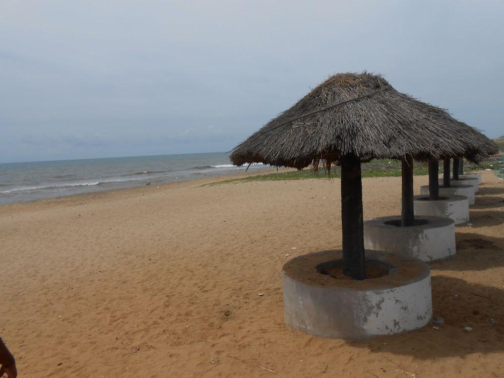Jade Beach Resort Tirupporur Exteriör bild